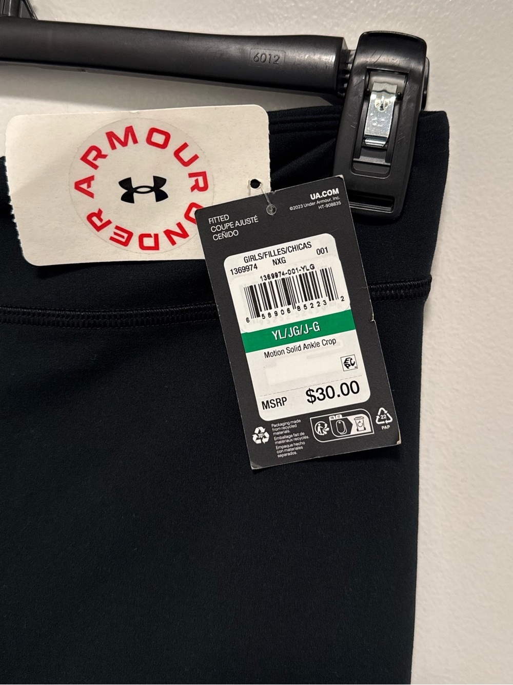 NWT Under Armour Girls Motion Crop Leggings Black YL - Picture 4 of 6